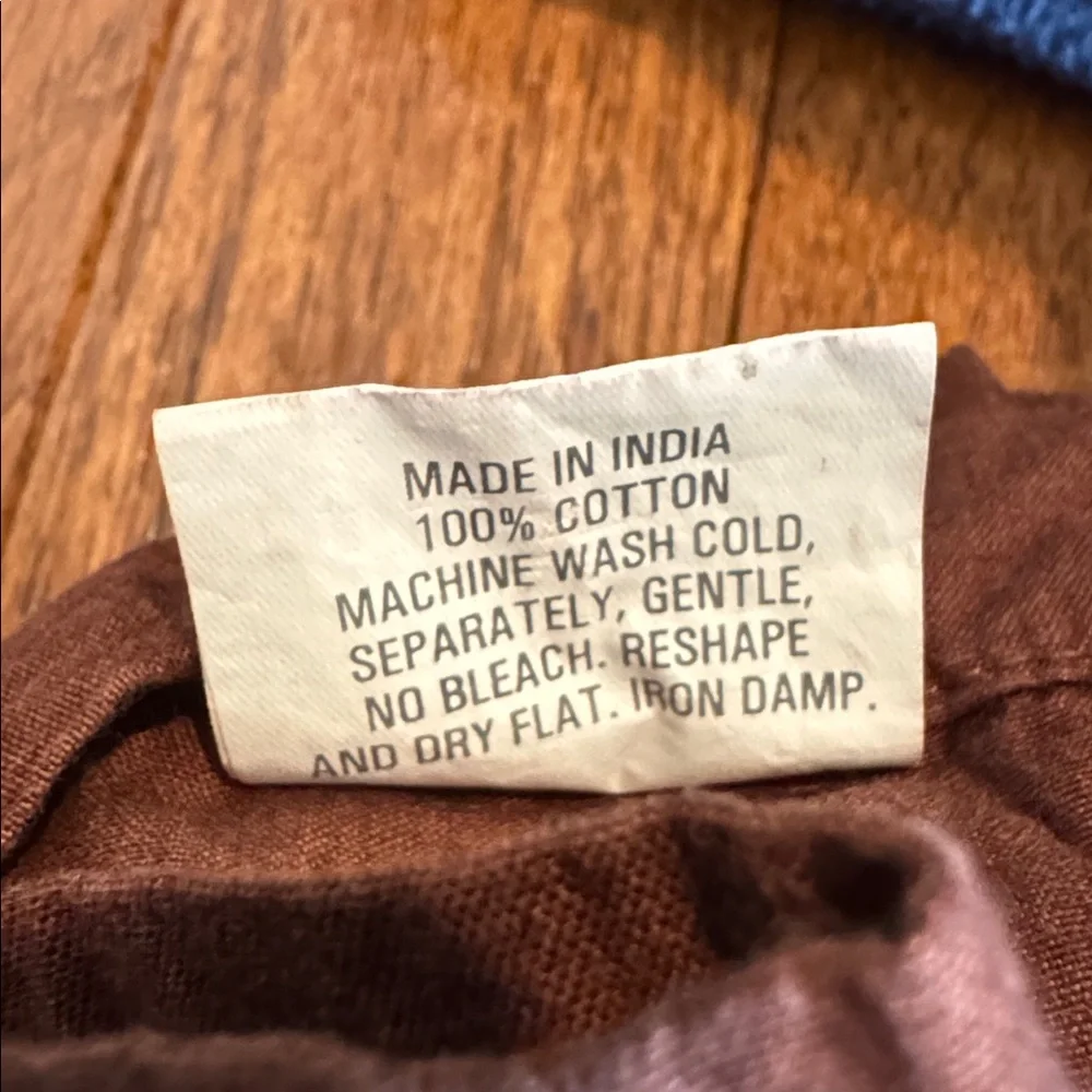 Crate and Barrel Truffle Brown 100%cotton  Lamont Napkin 21x21 inches (4)